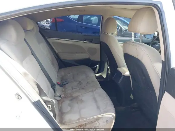 5NPD84LF7HH203967 2017 HYUNDAI ELANTRA - Image 8