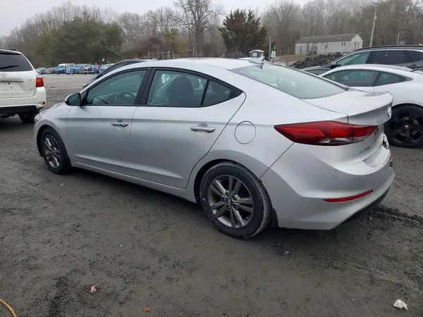 5NPD84LF7HH208814 2017 HYUNDAI ELANTRA - Image 2