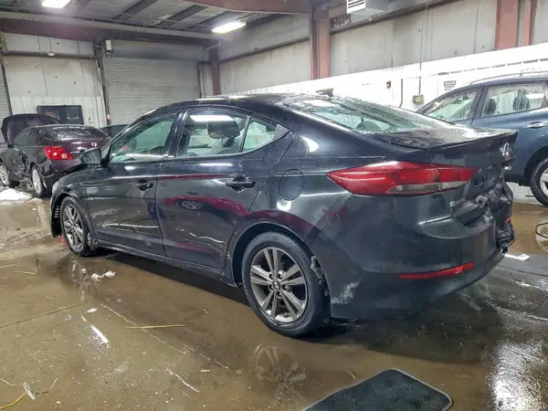 5NPD84LF7HH212121 2017 HYUNDAI ELANTRA - Image 2