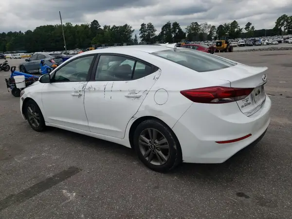 5NPD84LF7JH212867 2018 HYUNDAI ELANTRA - Image 2