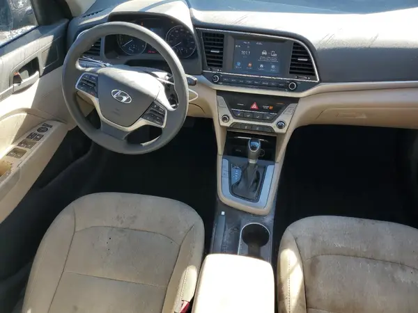 5NPD84LF7JH213808 2018 HYUNDAI ELANTRA - Image 8