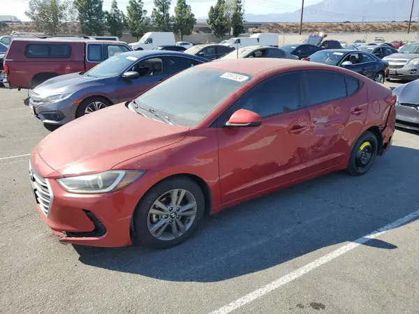 5NPD84LF7JH215154 2018 HYUNDAI ELANTRA - Image 1