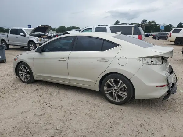 5NPD84LF7JH218412 2018 HYUNDAI ELANTRA - Image 2