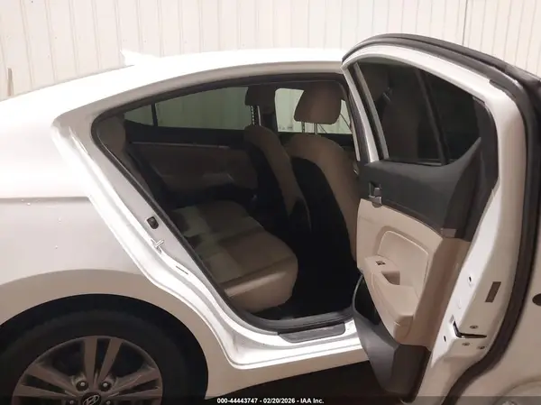 5NPD84LF7JH219429 2018 HYUNDAI ELANTRA - Image 8