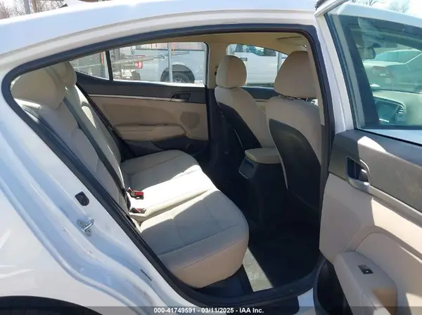 5NPD84LF7JH220113 2018 HYUNDAI ELANTRA - Image 8
