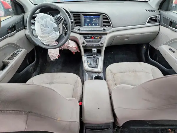 5NPD84LF7JH220922 2018 HYUNDAI ELANTRA - Image 8