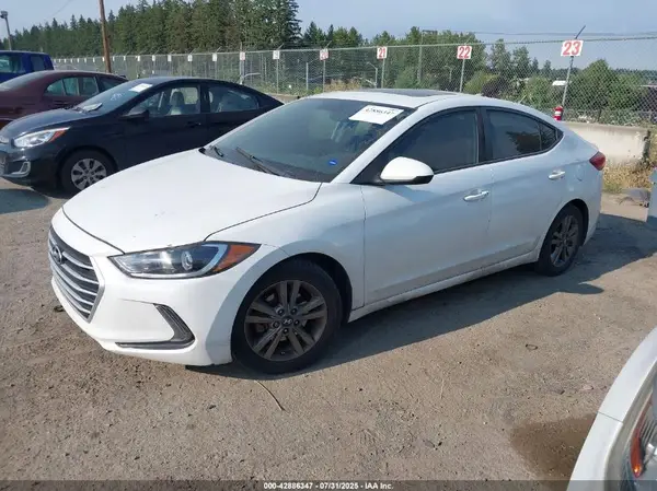 5NPD84LF7JH222590 2018 HYUNDAI ELANTRA - Image 2