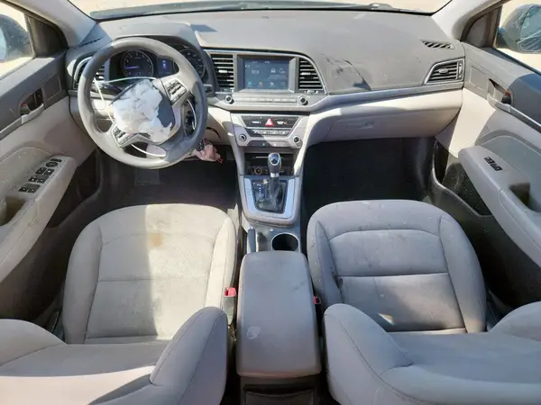 5NPD84LF7JH222797 2018 HYUNDAI ELANTRA - Image 8
