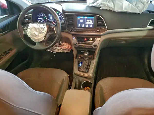 5NPD84LF7JH224601 2018 HYUNDAI ELANTRA - Image 8