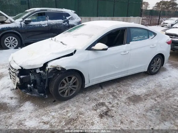 5NPD84LF7JH225778 2018 HYUNDAI ELANTRA - Image 2