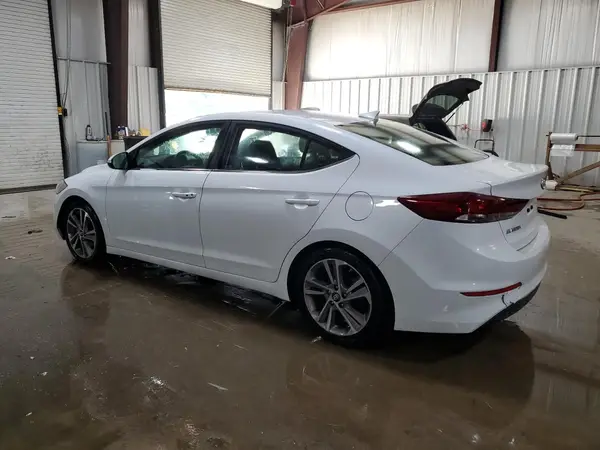 5NPD84LF7JH226218 2018 HYUNDAI ELANTRA - Image 2