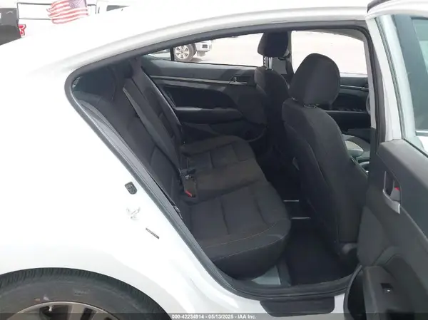 5NPD84LF7JH229894 2018 HYUNDAI ELANTRA - Image 8