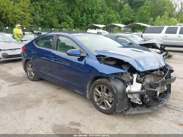 5NPD84LF7JH232858 2018 HYUNDAI ELANTRA - Image 1