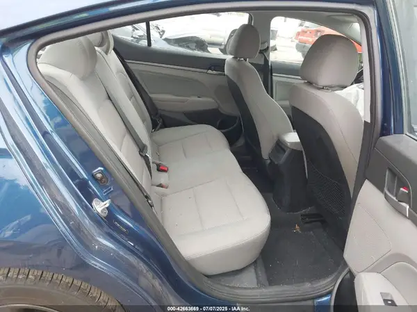 5NPD84LF7JH232858 2018 HYUNDAI ELANTRA - Image 8