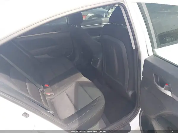 5NPD84LF7JH232875 2018 HYUNDAI ELANTRA - Image 8