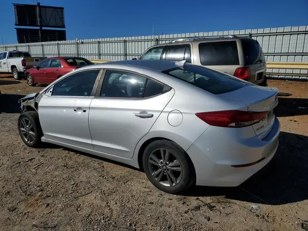 5NPD84LF7JH235078 2018 HYUNDAI ELANTRA - Image 2