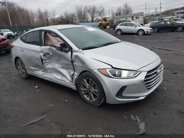 5NPD84LF7JH235713 2018 HYUNDAI ELANTRA - Image 1