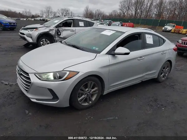 5NPD84LF7JH235713 2018 HYUNDAI ELANTRA - Image 2
