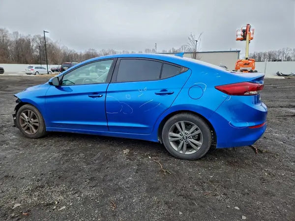 5NPD84LF7JH237753 2018 HYUNDAI ELANTRA - Image 2