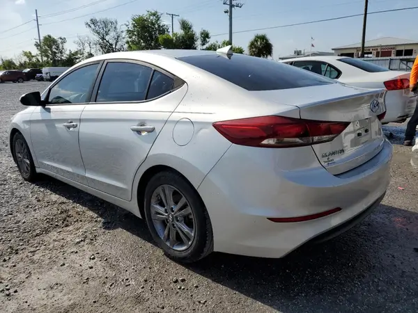 5NPD84LF7JH238983 2018 HYUNDAI ELANTRA - Image 2