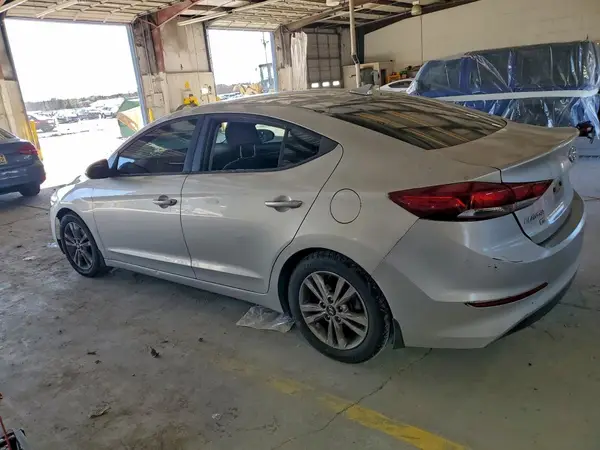 5NPD84LF7JH239860 2018 HYUNDAI ELANTRA - Image 2