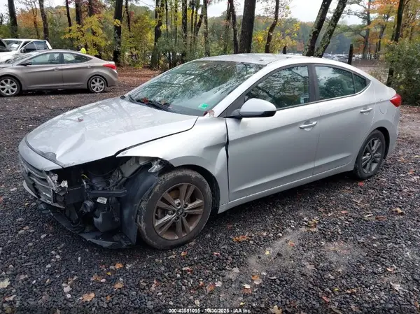 5NPD84LF7JH240622 2018 HYUNDAI ELANTRA - Image 2