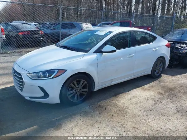5NPD84LF7JH241186 2018 HYUNDAI ELANTRA - Image 2
