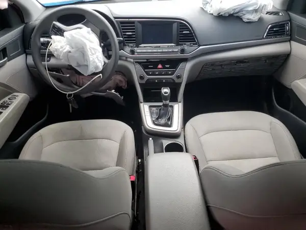 5NPD84LF7JH241267 2018 HYUNDAI ELANTRA - Image 8