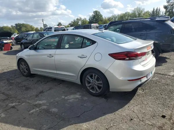 5NPD84LF7JH241527 2018 HYUNDAI ELANTRA - Image 2