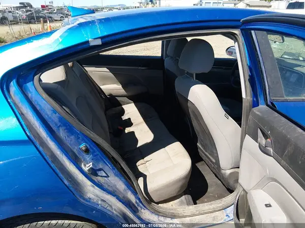 5NPD84LF7JH241897 2018 HYUNDAI ELANTRA - Image 8