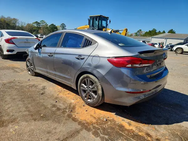 5NPD84LF7JH243732 2018 HYUNDAI ELANTRA - Image 2