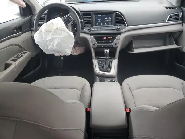 5NPD84LF7JH243889 2018 HYUNDAI ELANTRA - Image 8