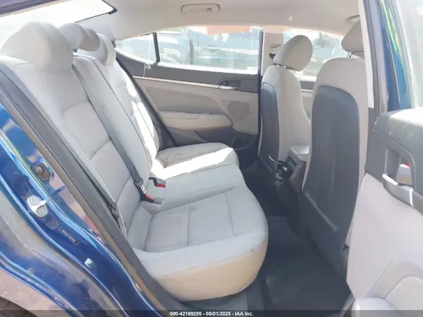 5NPD84LF7JH244685 2018 HYUNDAI ELANTRA - Image 8