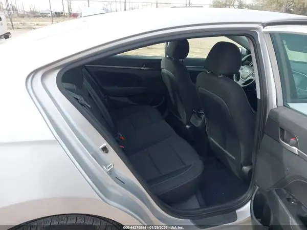 5NPD84LF7JH244735 2018 HYUNDAI ELANTRA - Image 8