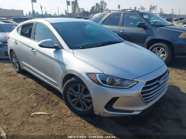5NPD84LF7JH245657 2018 HYUNDAI ELANTRA - Image 1