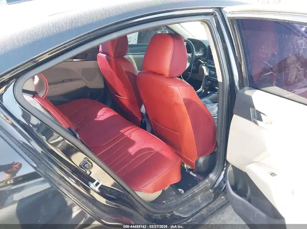 5NPD84LF7JH246890 2018 HYUNDAI ELANTRA - Image 8