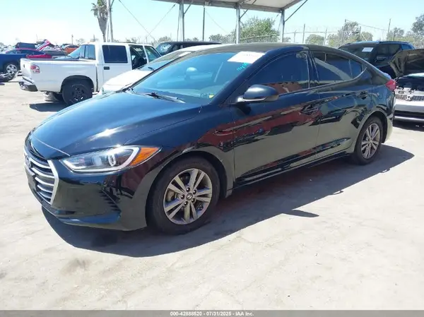 5NPD84LF7JH246906 2018 HYUNDAI ELANTRA - Image 2