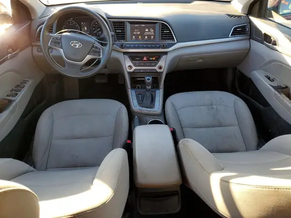 5NPD84LF7JH247067 2018 HYUNDAI ELANTRA - Image 8