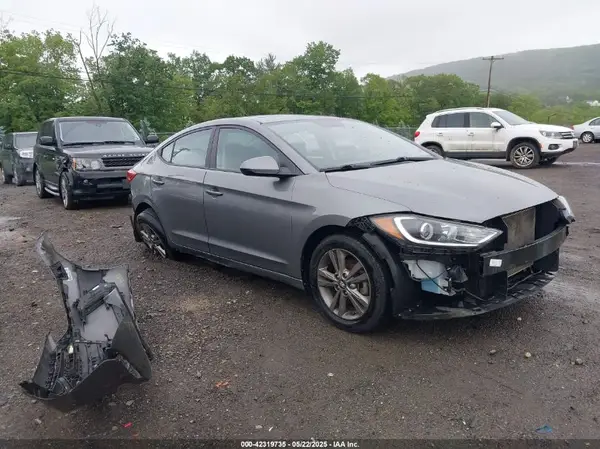 5NPD84LF7JH252169 2018 HYUNDAI ELANTRA - Image 1