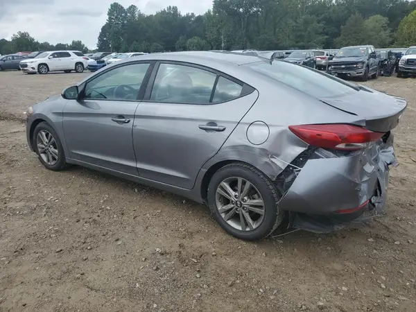 5NPD84LF7JH252642 2018 HYUNDAI ELANTRA - Image 2