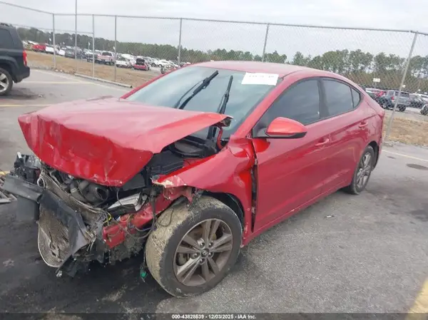 5NPD84LF7JH252687 2018 HYUNDAI ELANTRA - Image 2