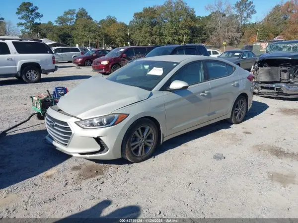 5NPD84LF7JH253211 2018 HYUNDAI ELANTRA - Image 2