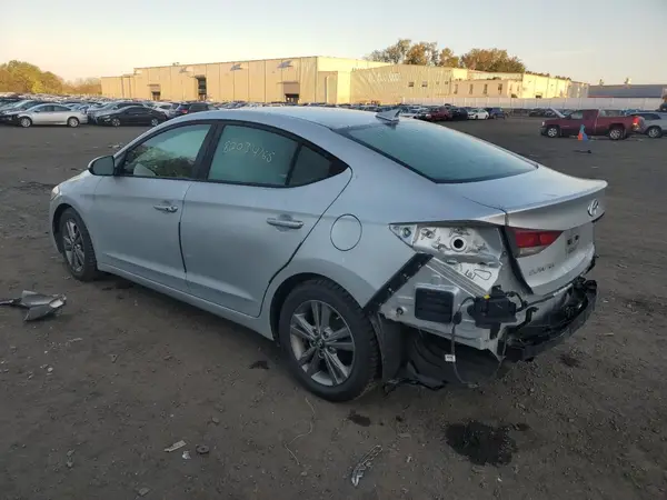 5NPD84LF7JH254620 2018 HYUNDAI ELANTRA - Image 2