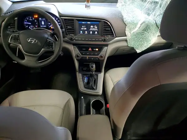 5NPD84LF7JH255802 2018 HYUNDAI ELANTRA - Image 8