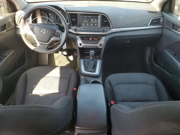 5NPD84LF7JH258165 2018 HYUNDAI ELANTRA - Image 8