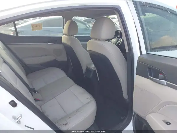 5NPD84LF7JH262913 2018 HYUNDAI ELANTRA - Image 8