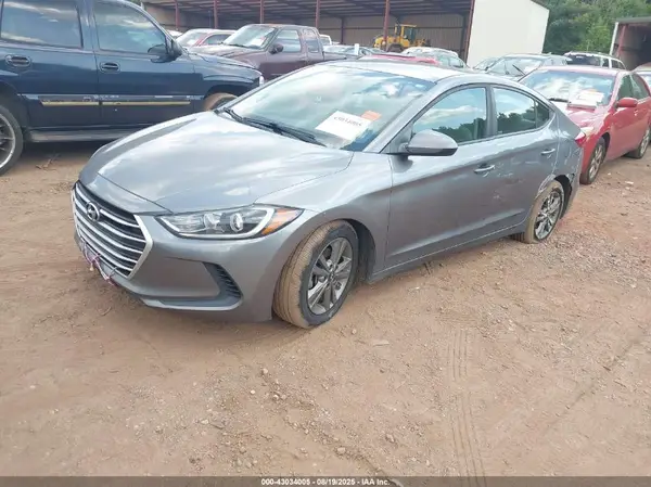 5NPD84LF7JH265990 2018 HYUNDAI ELANTRA - Image 2