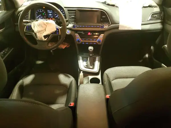 5NPD84LF7JH266850 2018 HYUNDAI ELANTRA - Image 8