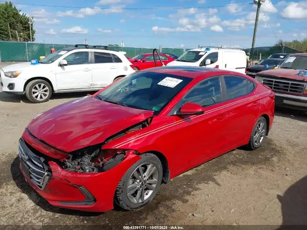 5NPD84LF7JH267397 2018 HYUNDAI ELANTRA - Image 2