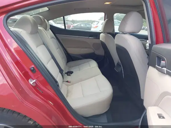 5NPD84LF7JH267397 2018 HYUNDAI ELANTRA - Image 8